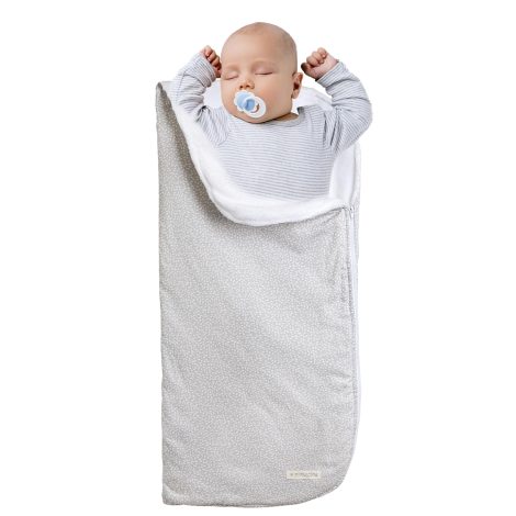 MIMUSELINA | Winter baby sleeping bag | Sleeping bag for your baby’s cradle, crib or stroller | with a soft touch for a very cozy sleep | Sleeping bag 93x45cm or blanket 93x93cm – Essence
MIMUSELINA | Saco de invierno para bebé | Saco para la cuna, la carriola o el cochecito de tu bebé | con una textura suave para dormir muy calentito | Saco 93x45cm o manta 93x93cm – Essence